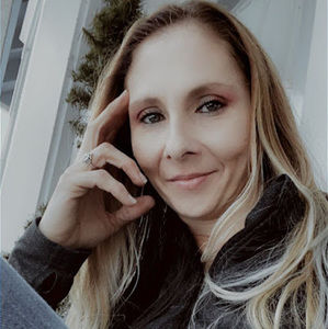 Meet your Posher, Stacy